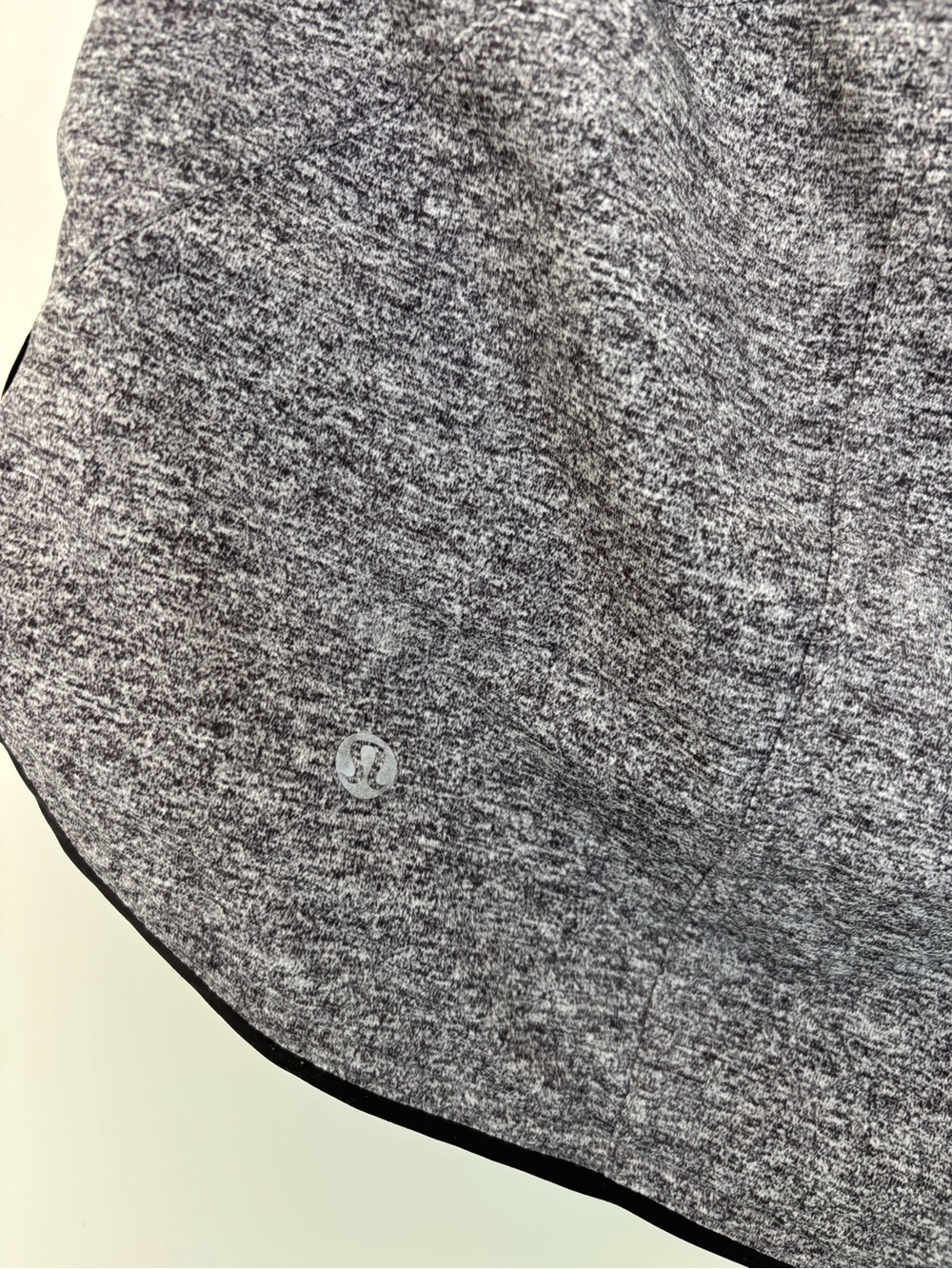 lululemon Heather Gray Reversible Short size 12 - Picture 3 of 7